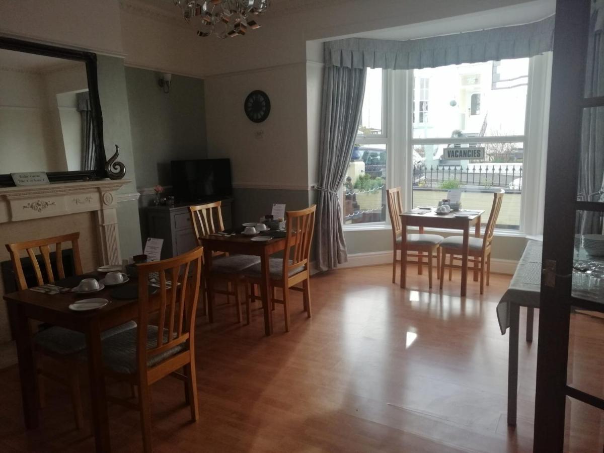 No 6 Quality Guesthouse Llandudno Eksteriør billede